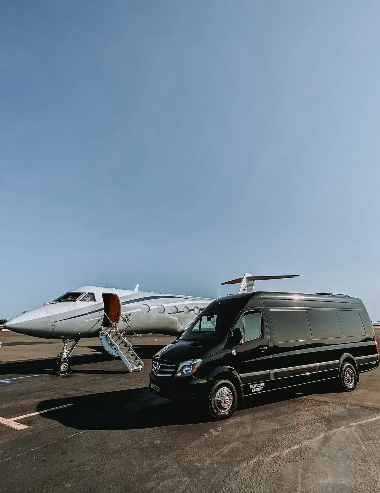 Mercedes Shuttle Sprinter